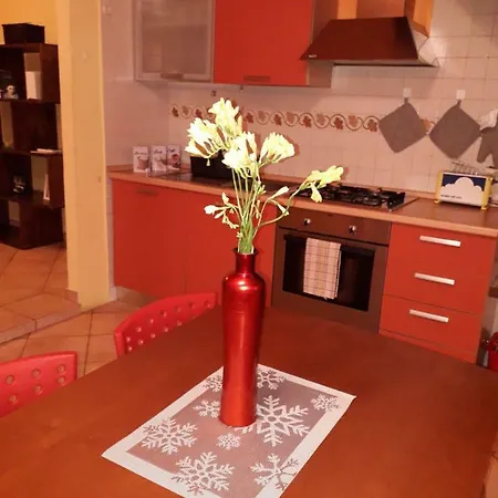 Apartment Casa Vacanze Nel Borgo Parma